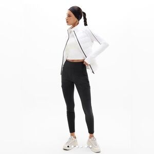 Athleta Black Headlands Hybrid Cargo